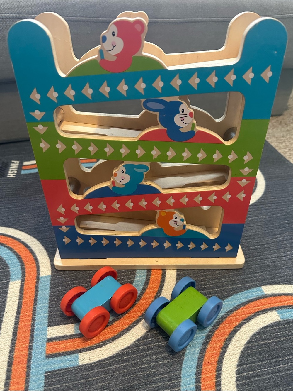 Melissa and Doug Vintage Wooden Race Track Toy